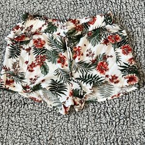 Joe B floral shorts 🌸🌺